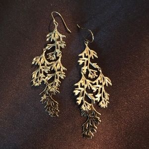 Stella & Dot Grace Chandelier Earrings